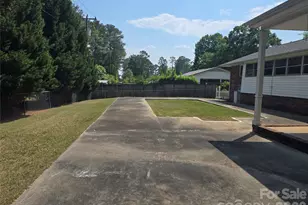 620 McDowell Dr, Chester, SC 29706 - Photo 32