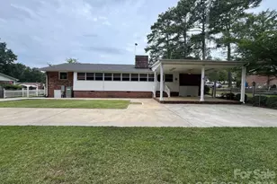 620 McDowell Dr, Chester, SC 29706 - Photo 8