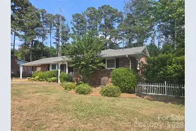 620 McDowell Drive, Chester, SC 29706 - Photo 4