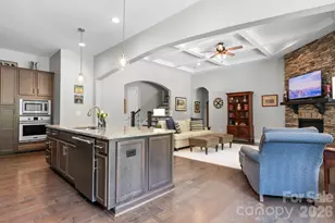 1013 Torrens Dr, Wesley Chapel, NC 28110 - Photo 8