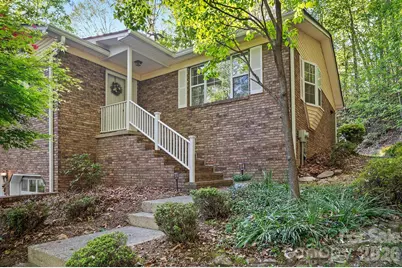 12 Steeplechase Court, Hendersonville, NC 28791 - Photo 4