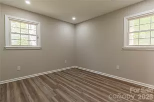 213 Washington St, Wingate, NC 28174 - Photo 14