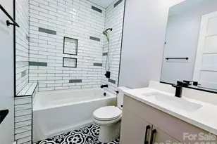 206 Flathouse Dr, Asheville, NC 28804 - Photo 12