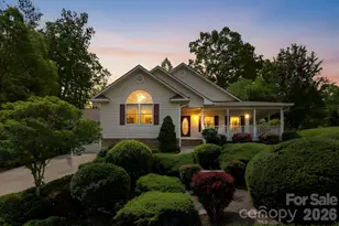 310 Windy Knoll Dr, Hendersonville, NC 28739 - Photo 1