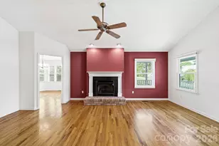 310 Windy Knoll Dr, Hendersonville, NC 28739 - Photo 16