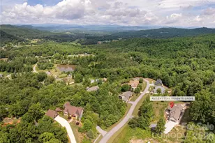 467 Crystal Heights Dr, Hendersonville, NC 28379 - Photo 46