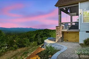 467 Crystal Heights Dr, Hendersonville, NC 28379 - Photo 4