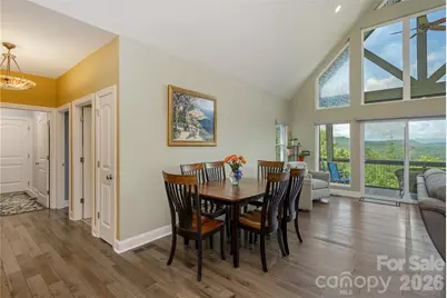 467 Crystal Heights Drive, Hendersonville, NC 28379 - Photo 8
