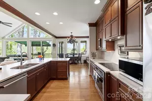 8 Spring Ridge Ln, Hendersonville, NC 28739 - Photo 14