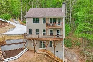 65 Leisure Ln, Swannanoa, NC 28778 - Photo 2
