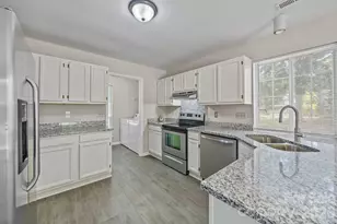 9336 Amy Dr, Charlotte, NC 28213 - Photo 4
