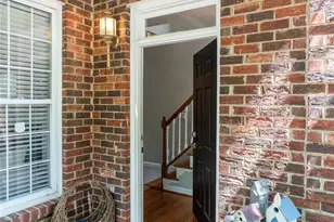300 Armour St, Davidson, NC 28036 - Photo 2