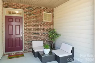 527 Common Raven Ct, Fort Mill, SC 29715 - Photo 2