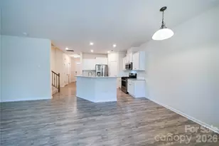 527 Common Raven Ct, Fort Mill, SC 29715 - Photo 4