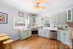 734 Herrin Ave, Charlotte, NC 28205 - Photo 10