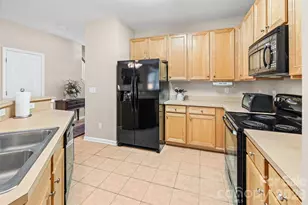 932 Coffee Tree Ln, Rock Hill, SC 29732 - Photo 8