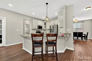 17234 Cambridge Woods Ct, Charlotte, NC 28277 - Photo 14
