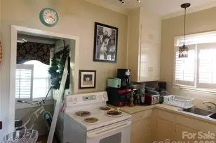 221 S Charlotte Ave, Rock Hill, SC 29730 - Photo 20