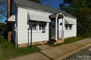221 S Charlotte Ave, Rock Hill, SC 29730 - Photo 1