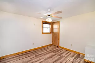 298 Timbuktu Rd, Sylva, NC 28779 - Photo 8