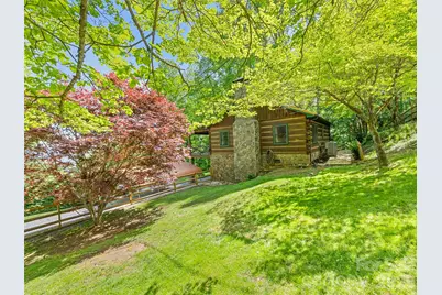1073 Lentini Drive, Waynesville, NC 28785 - Photo 34