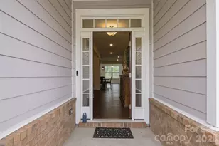 531 Red Wolf Ln, Clover, SC 29710 - Photo 2