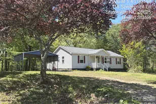 121 Spearpoint Ln, Statesville, NC 28625 - Photo 2