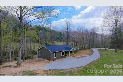 784 Bearwallow Mountain Road, Hendersonville, NC 28792 - Photo 1