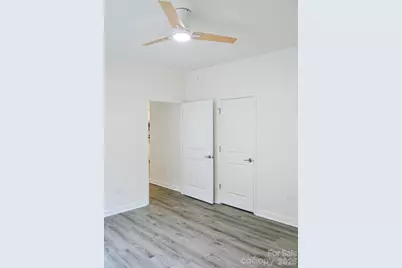784 Bearwallow Mountain Road, Hendersonville, NC 28792 - Photo 18