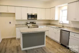 784 Bearwallow Mountain Rd, Hendersonville, NC 28792 - Photo 8