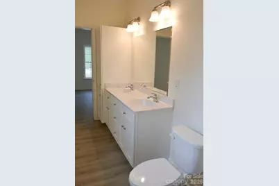 784 Bearwallow Mountain Road, Hendersonville, NC 28792 - Photo 16
