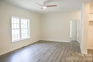 784 Bearwallow Mountain Rd, Hendersonville, NC 28792 - Photo 6