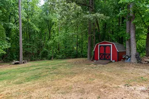 1091 Rollingwood Dr, Claremont, NC 28610 - Photo 20