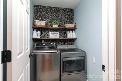 1091 Rollingwood Drive, Claremont, NC 28610 - Photo 14