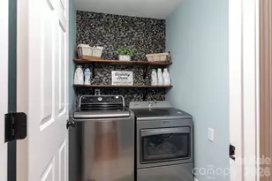 1091 Rollingwood Dr, Claremont, NC 28610 - Photo 14