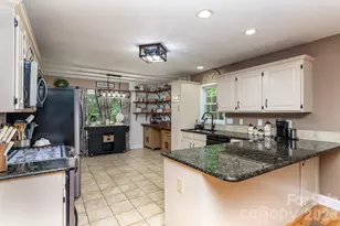 1091 Rollingwood Dr, Claremont, NC 28610 - Photo 6