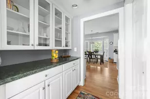 8812 Kingston Forest Dr, Charlotte, NC 28277 - Photo 10
