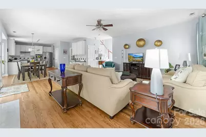 8812 Kingston Forest Drive, Charlotte, NC 28277 - Photo 18