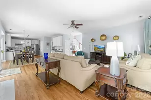 8812 Kingston Forest Dr, Charlotte, NC 28277 - Photo 18