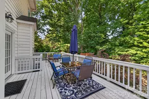 8812 Kingston Forest Dr, Charlotte, NC 28277 - Photo 32