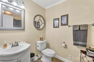 607 Wren Rd, Gastonia, NC 28056 - Photo 14