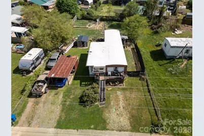 114 Brook Street, Waynesville, NC 28786 - Photo 2