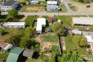 114 Brook St, Waynesville, NC 28786 - Photo 6