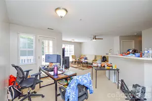 9810 Campus Walk Ln, Charlotte, NC 28262 - Photo 8