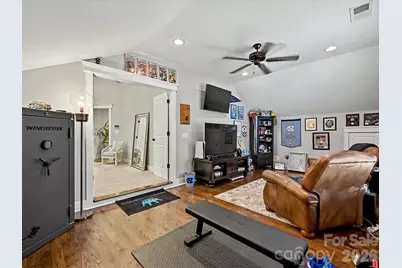 916 Essex Street, Charlotte, NC 28205 - Photo 16