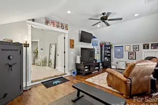 916 Essex St, Charlotte, NC 28205 - Photo 16