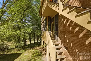 3509 Mountain Top Way, Hendersonville, NC 28739 - Photo 20