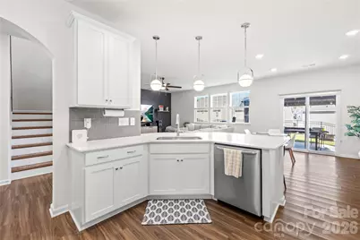 12111 Bishop Castle Drive, Charlotte, NC 28273 - Photo 32