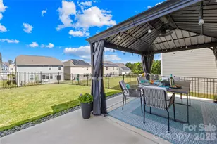 12111 Bishop Castle Dr, Charlotte, NC 28273 - Photo 12