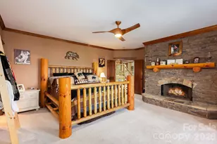 716 Peppervine Cir, Brevard, NC 28712 - Photo 8